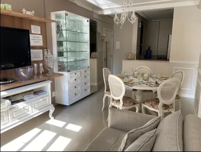 Apartamento com 2 Quartos à venda, 57m² no Centro, Florianópolis