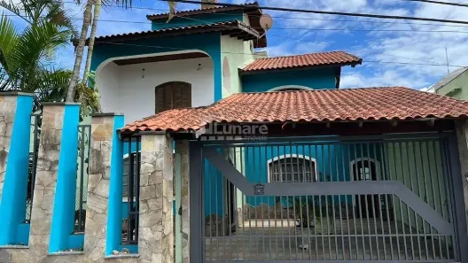 Sobrado com 3 Quartos à venda, 440m² no Mogi Moderno, Mogi das Cruzes