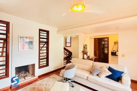 Casa com 4 Quartos à venda, 285m² no Teresópolis, Porto Alegre