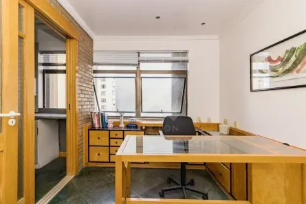Sala Comercial à venda, 44m² no Independência, Porto Alegre