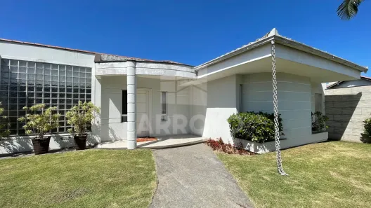 Casa com 4 Quartos à venda, 226m² no Humaitá, Tubarão
