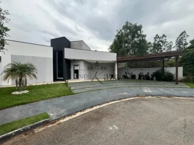 Casa de Condomínio com 3 Quartos à venda, 140m² no Bairro do Grama, Caçapava