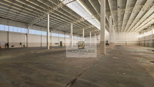 Galpão/Depósito/Armazém para alugar, 3600m² no Piraporinha, Diadema