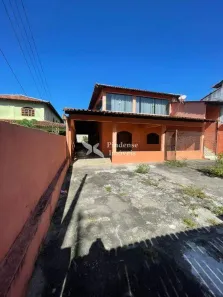 Casa com 3 Quartos para alugar, 230m² no das Laranjeiras, Serra