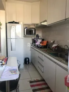 Apartamento com 2 Quartos à venda, 46m² no Jardim Brasília, Uberlândia