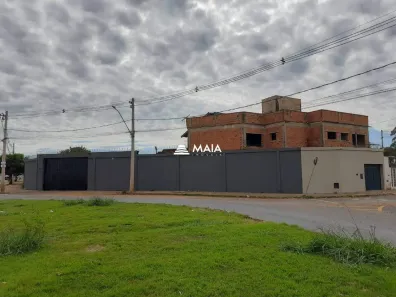 Casa com 3 Quartos à venda, 1082m² no Jardim Maracanã, Uberaba