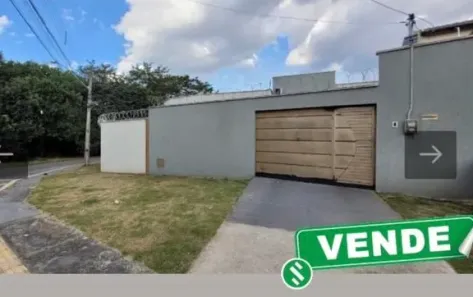Casa com 3 Quartos à venda, 71m² no Jardim Balneário Meia Ponte, Goiânia