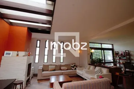 Casa com 3 Quartos à venda, 330m² no Vila Progredior, São Paulo