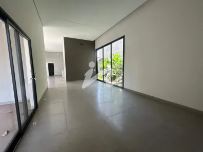 Casa com 3 Quartos à venda, 216m² no Jardim Botânico, Uberlândia