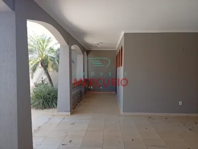 Imóvel Comercial com 4 Quartos para alugar, 300m² no Vila Aeroporto Bauru, Bauru