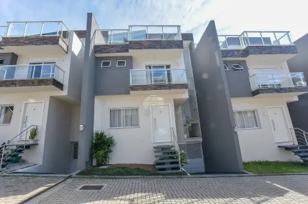 Casa de Condomínio com 3 Quartos à venda, 173m² no Uberaba, Curitiba