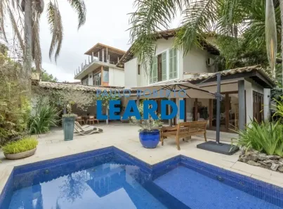 Casa de Condomínio com 4 Quartos à venda, 550m² no Jardim Vitória Régia, São Paulo