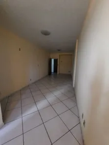 Sala Comercial para alugar, 26m² no Centro, Macaé