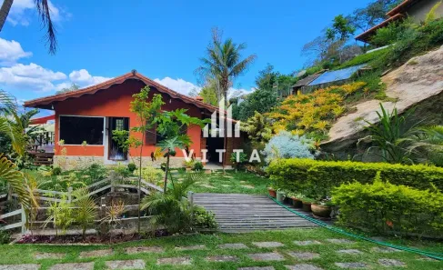 Casa com 3 Quartos para alugar, 300m² no Itaipava, Petrópolis