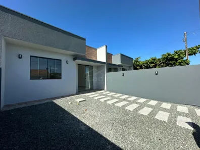 Casa com 2 Quartos à venda, 52m² no Meia Praia, Navegantes