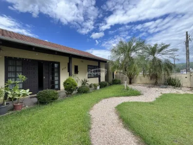 Casa com 3 Quartos à venda, 120m² no Belchior Central, Gaspar