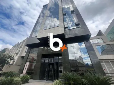 Sala Comercial à venda, 108m² no Independência, Porto Alegre