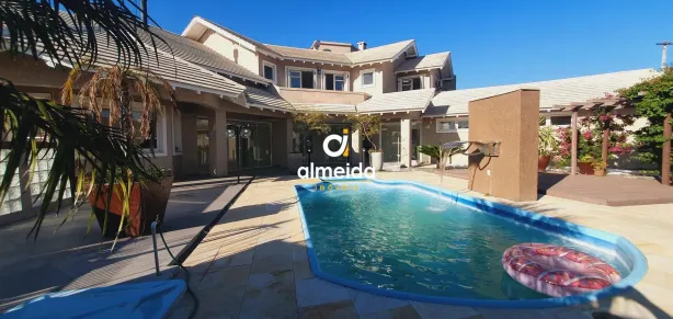 Casa com 4 Quartos à venda, 468m² no Tomazetti, Santa Maria