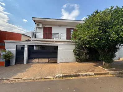 Imóvel Comercial com 3 Quartos para alugar, 250m² no Centro, Sumaré