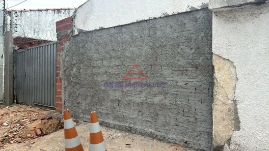Lote/Terreno à venda, 396m² no Vermelha, Teresina