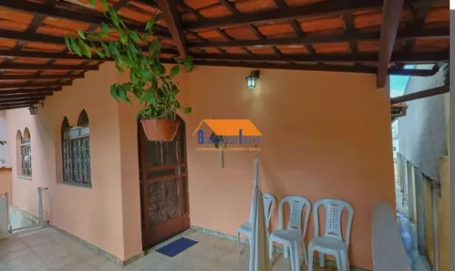 Casa com 3 Quartos à venda, 246m² no Pirajá, Belo Horizonte