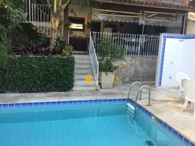 Casa com 4 Quartos à venda, 300m² no São Francisco, Niterói