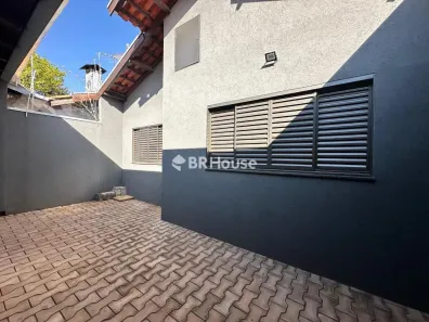Casa com 4 Quartos à venda, 157m² no Jardim Mansur, Campo Grande