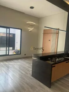 Casa com 3 Quartos à venda, 95m² no Vila Flora, Salto