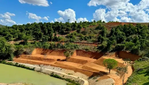 Fazenda/Sítio à venda, 40000m² no 15 de Outubro, Colatina