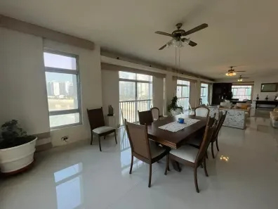 Apartamento com 5 Quartos à venda, 500m² no Pitangueiras, Guarujá