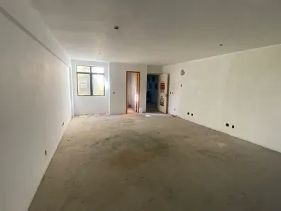 Sala Comercial à venda, 45m² no Centro Histórico, Porto Alegre