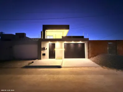 Casa com 3 Quartos à venda, 112m² no , Guanambi