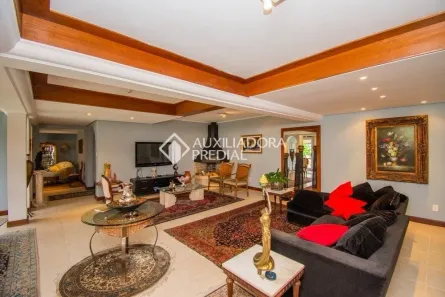 Casa com 3 Quartos à venda, 450m² no Jardim Floresta, Porto Alegre