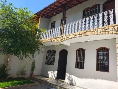 Casa com 4 Quartos à venda, 120m² no Serrano, Belo Horizonte