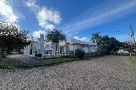 Casa com 3 Quartos à venda, 228m² no Vila Assunção, Porto Alegre