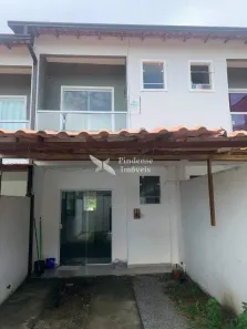 Casa com 2 Quartos para alugar, 72m² no São Francisco, Serra