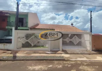 Casa com 3 Quartos à venda, 152m² no Jardim Maria Celina, Londrina