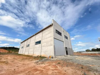 Galpão/Depósito/Armazém para alugar, 566m² no Corveta, Araquari