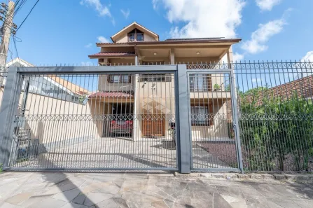 Casa com 4 Quartos à venda, 328m² no Jardim Sabará, Porto Alegre
