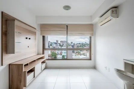 Apartamento com 2 Quartos à venda, 65m² no Passo da Areia, Porto Alegre