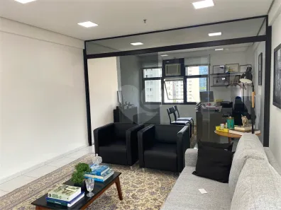 Sala Comercial à venda, 33m² no Vila Nova Conceição, São Paulo