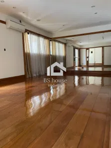 Apartamento com 3 Quartos para alugar, 140m² no Vila Bastos, Santo André
