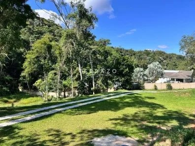 Lote/Terreno à venda, 2500m² no Jardim Salaco, Teresópolis