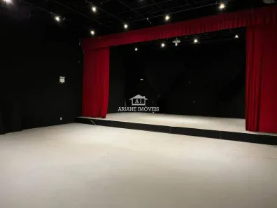 Ponto Comercial para alugar, 562m² no Floresta, Belo Horizonte