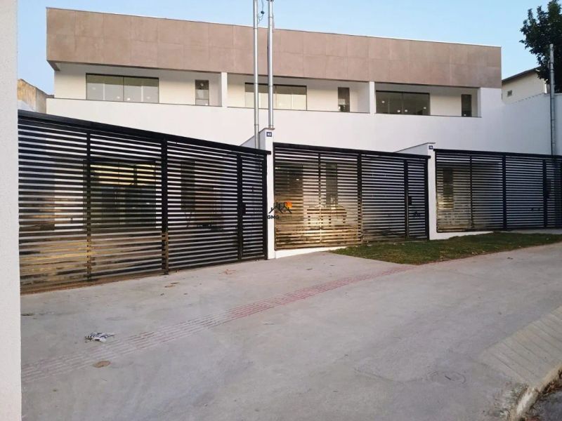 Casa com 3 quartos — Copacabana, Belo Horizonte