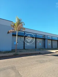 Galpão/Depósito/Armazém à venda, 388m² no Segismundo Pereira, Uberlândia