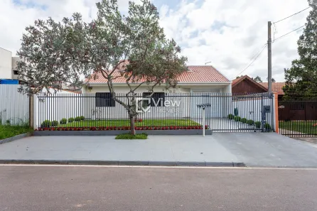Casa com 3 Quartos à venda, 205m² no Iguaçu, Araucária