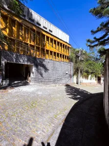 Galpão/Depósito/Armazém à venda, 1800m² no Quitandinha, Petrópolis