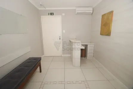 Sala Comercial para alugar, 59m² no Centro, Pelotas