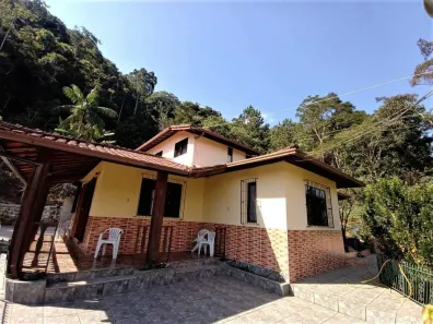 Fazenda/Sítio com 3 Quartos à venda, 80m² no Chácara Paraíso, Nova Friburgo